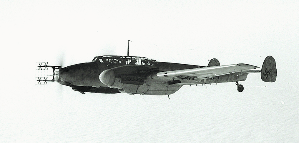 Что случилось с двумя канадскими авиаторами Lancaster L7576?