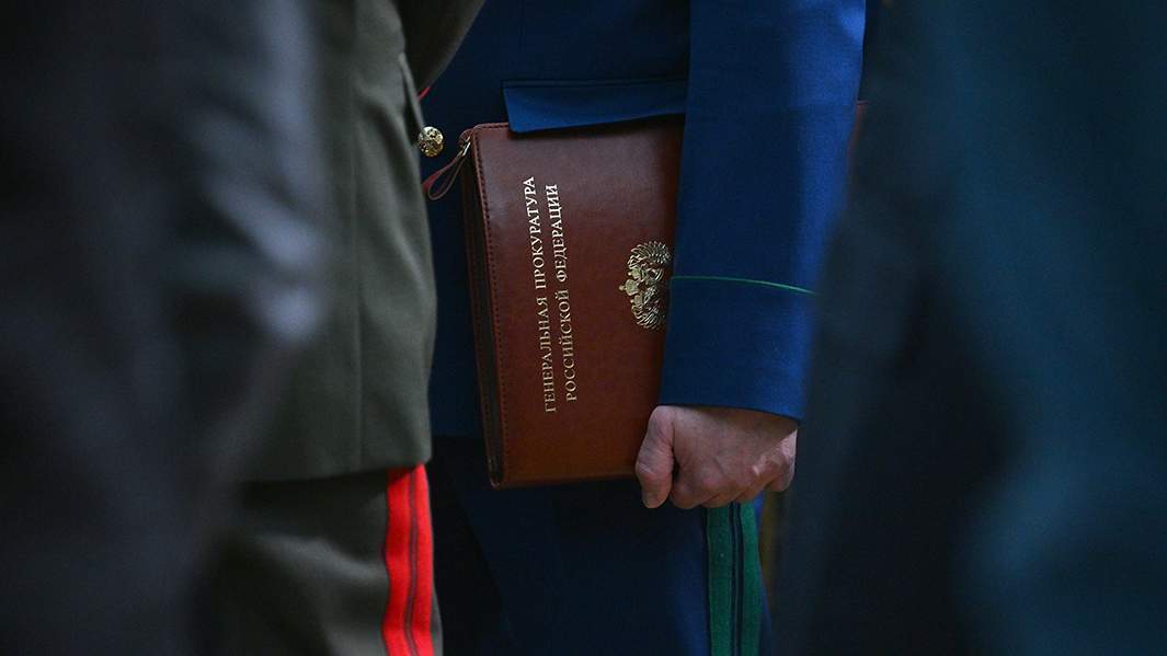 Закон и правопорядок: Путин призвал жестко реагировать на попытки раскачать РФ