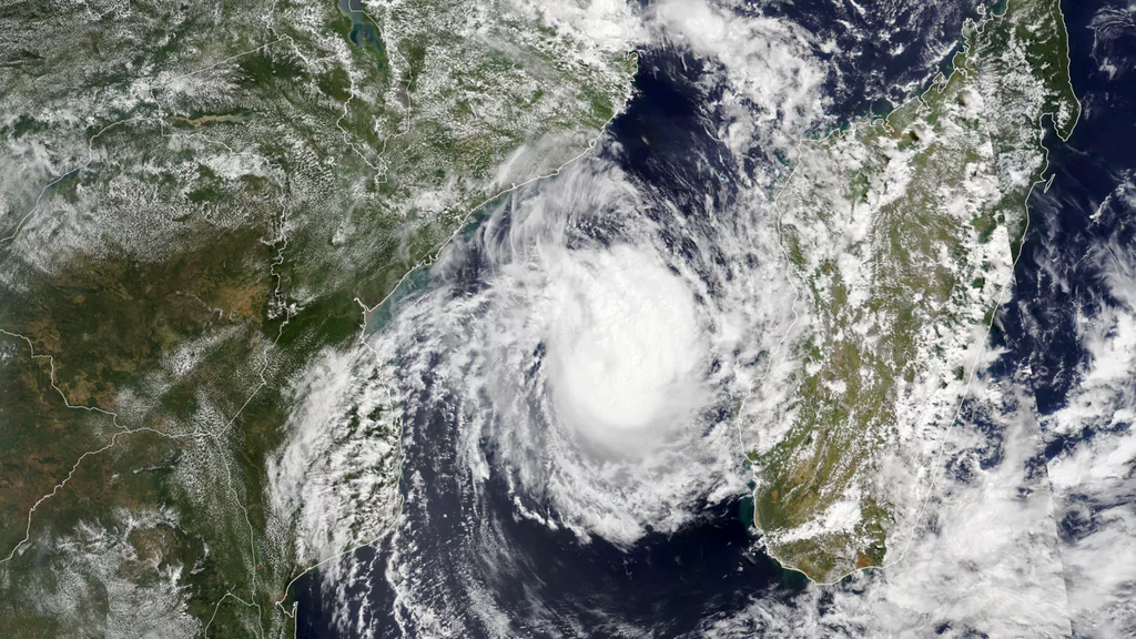 Тем временем более 400 человек погибли в Юго-Восточной Африке от циклона Фредди