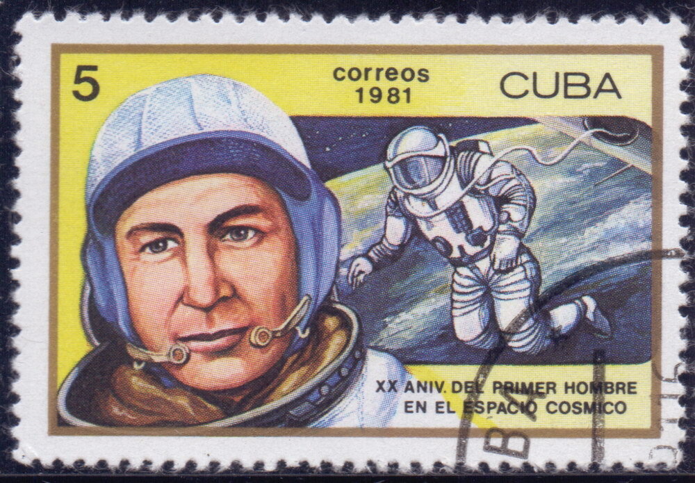 18 марта Алексей Леонов вышел в открытое космическое пространство.