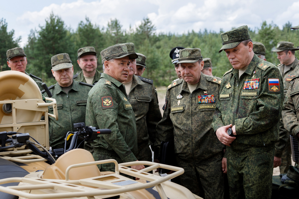 Шойгу - "боксерская груша".