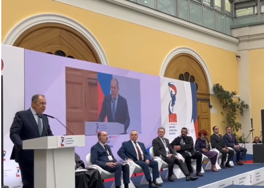 Западу страшно, что они слабы перед Россией. Высшие чиновники Евросоюза вдруг переобулись. Почему?