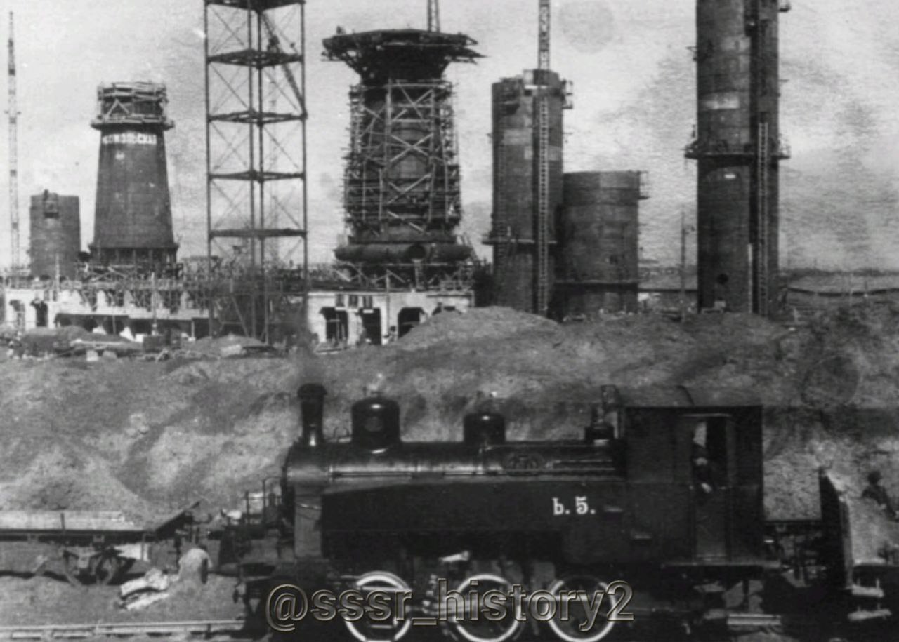 Магнитогорский металлургический комбинат изначально проектировался и строился как самый большой в Стране Советов