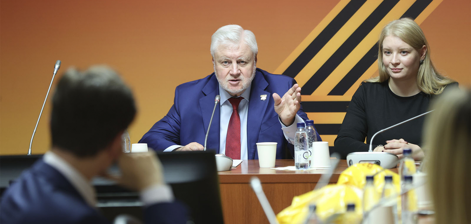 Депутат ГосДумы открыто назвал манипулятора в борьбе с бедностью и индексациями пенсий и пособий. Может он отвёл от себя беду?