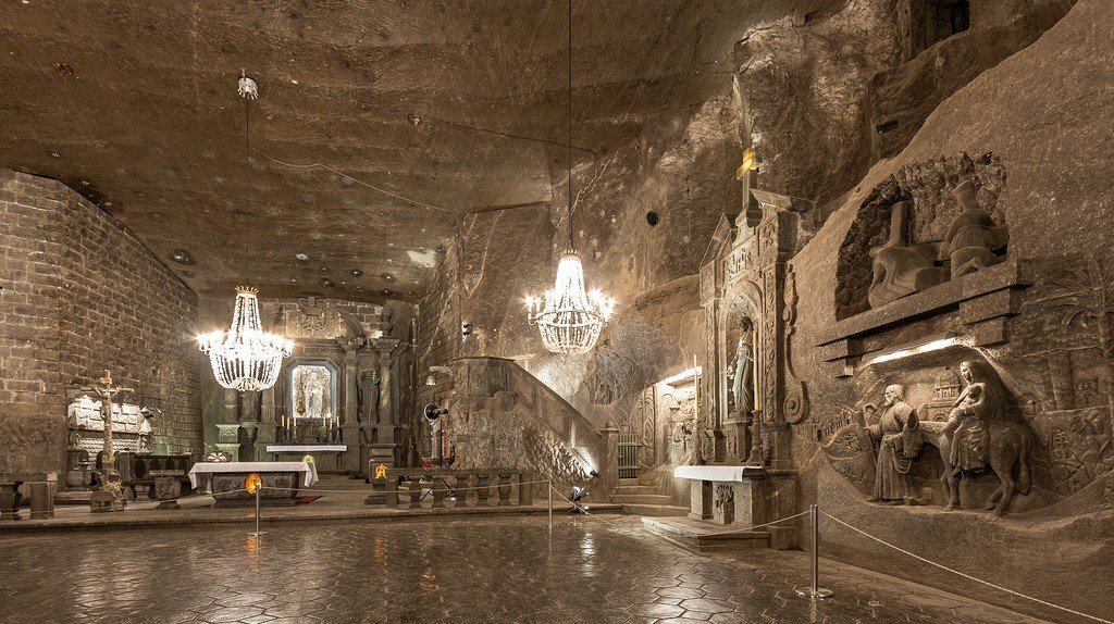 Эти пять заброшенных шахт превратились в подземные страны чудес!