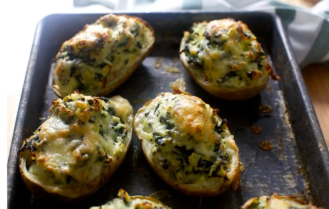 Дважды запеченный картофель с капустой