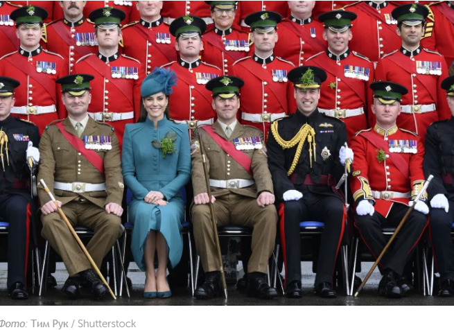 Принцесса Кейт посетила 1-й парад в честь Дня Святого Патрика в качестве полковника ирландской гвардии.