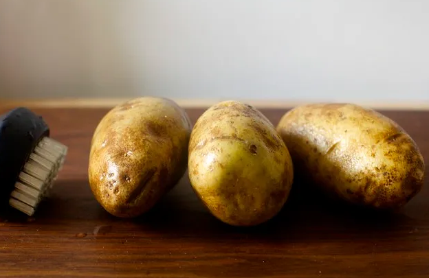 Дважды запеченный картофель с капустой