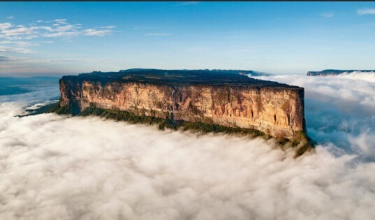 🌍Топ 10 аномальных мест в мире. Аномальные зоны России и в мире, которые стоит увидеть. Почему эти зоны аномальны? Фото и видео.🌍