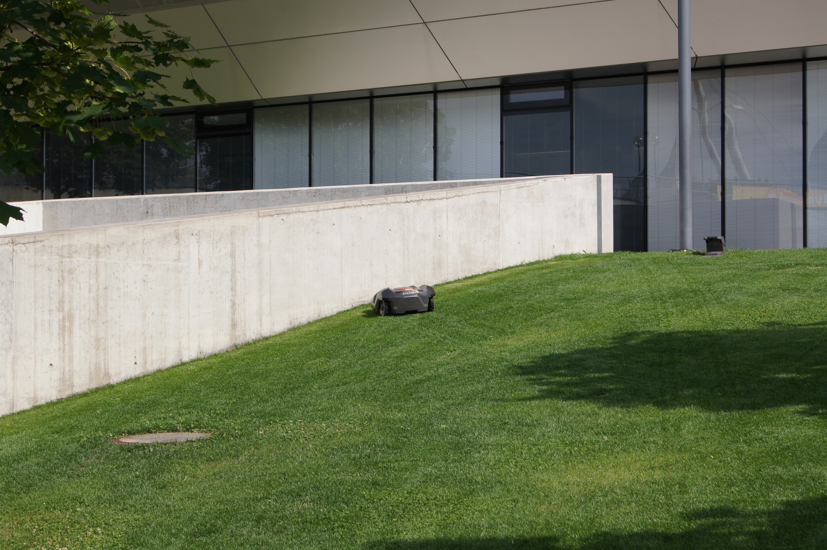 Вот как должен выглядеть современный музей одного из автопроизводителей. Это музей истории БМВ..Мюнхен