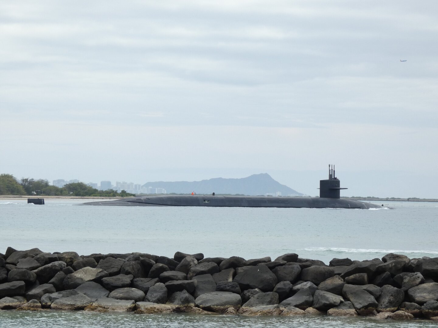 "Мир, дружба, жвачка..." уже не катит - самим мало!