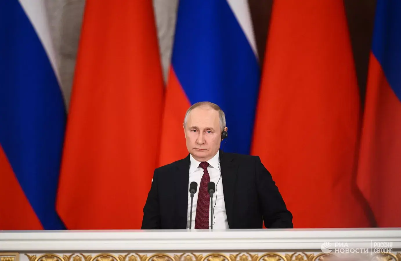 Россия будущего. Стоит ли В.В. Путину баллотироваться на следующих выборах президента?