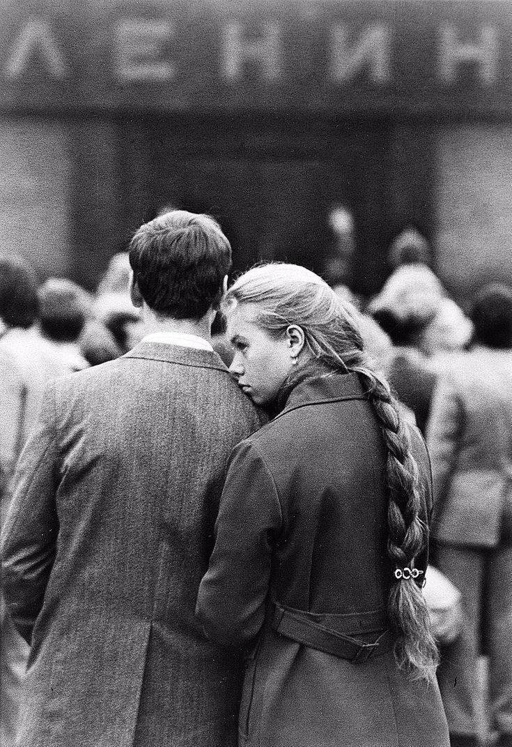 И за столиком в кафе ты встретишь его…