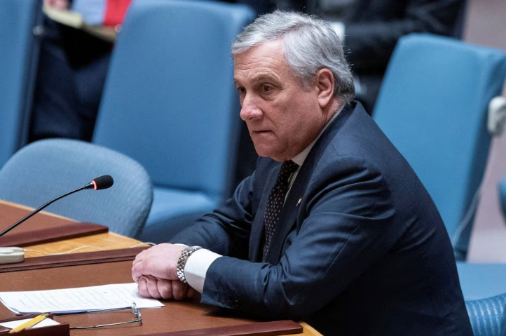 Премьер-министр Италии предупредил: без помощи Тунису Европа рискует наплывом мигрантов