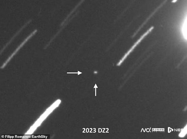 В выходные дни крупный и мелкий астероиды, размером как большой и малый Биг Бен, пролетели мимо Земли на расстоянии, более близком, чем Луна.