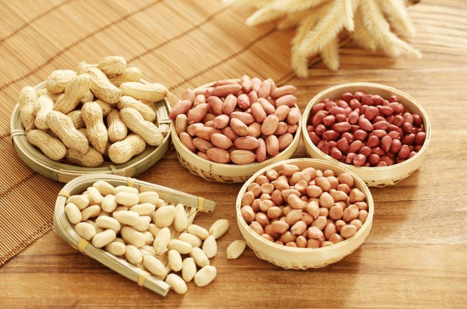 Арахис, какая польза от арахиса семейства бобовых.