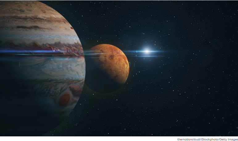 Потрясающий состав из пяти планет украсит ночное небо.