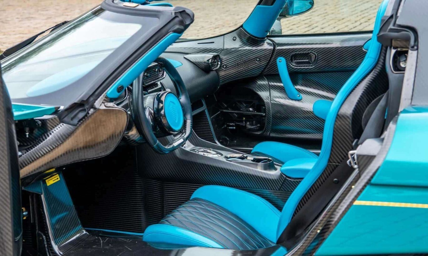 Koenigsegg Regera 2021 Года выпуска стоят 1 Миллион Долларов