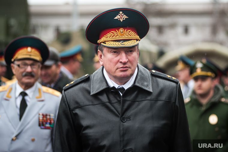 Генерал-полковник Лапин. Герой или нет?