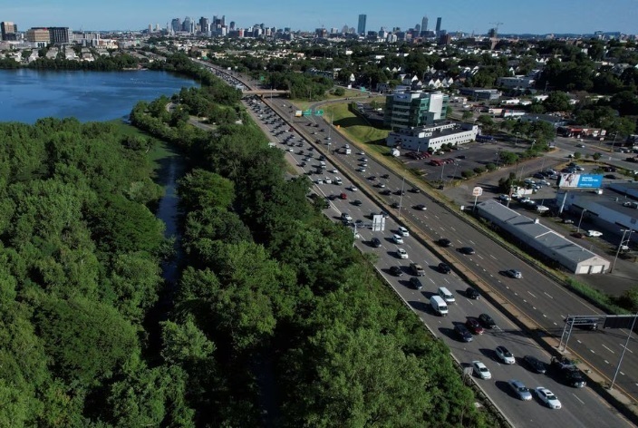 Как поговорить со своими стареющими родителями о безопасном вождении