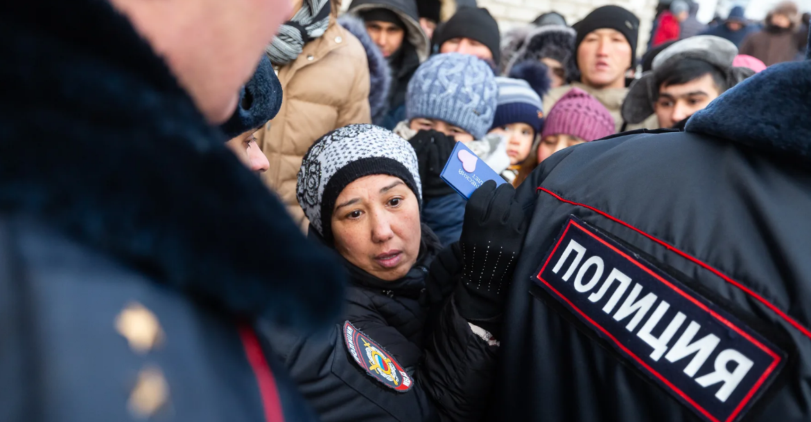 Плохих мигрантов обещают наказывать