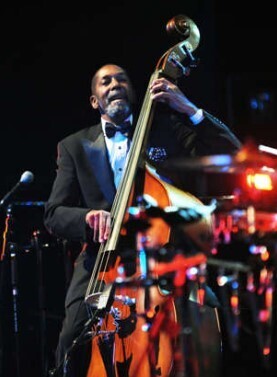 Журнал Rolling Stone выбрал лучших басистов всех времен.