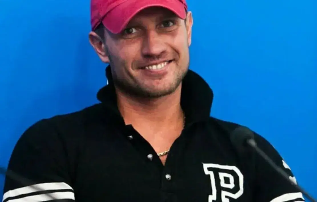 Роман Костомаров сегодня 1 апреля 2023г: Перевод в Германию? Что нового в лечении Романа. .Что говорят в семье? Как чувствует себя фигурист сегодня