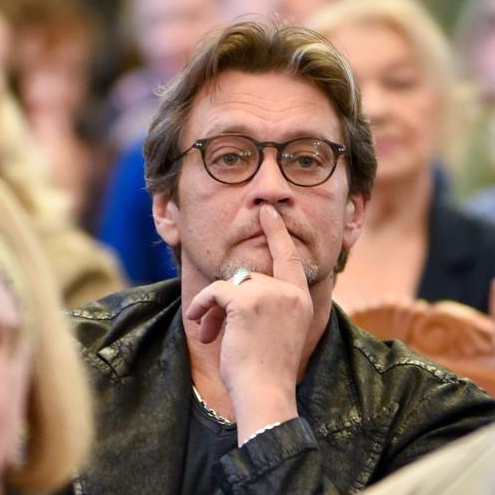 Александр Домогаров: «Мне отказали в проведении юбилея. Двадцать семь лет коту под хвост»