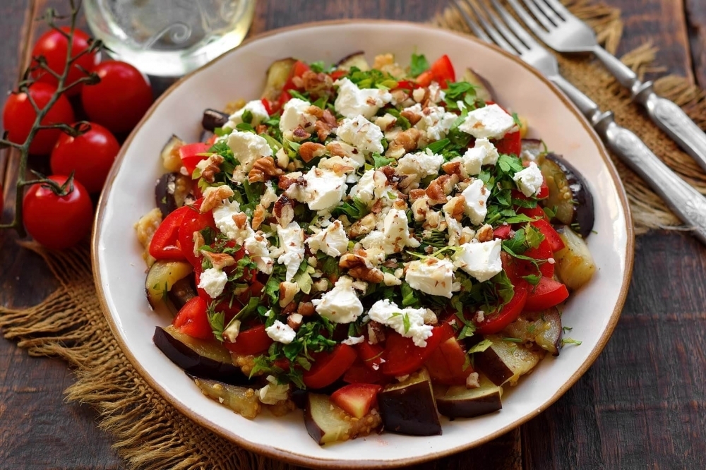 Блюда из баклажанов - три вкусных рецепта. Готовим с хорошим настроением!