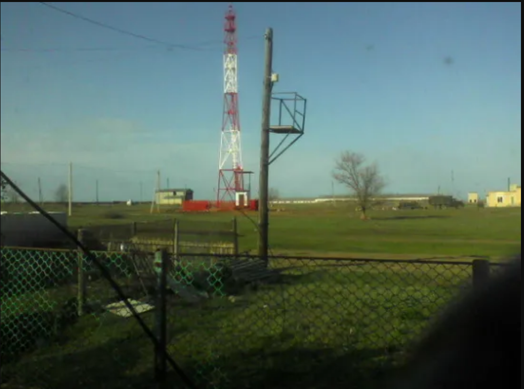 История появления телевизионной вышки РТРС в моём посёлке Водопьяновка Марксовский Саратовская область. Произошло это весной в марте месяце 2015 года.