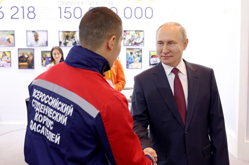 "Испытываем себя уверенно". Владимир Путин дал ответ на вопросы корреспондентов об результатах года для РФ