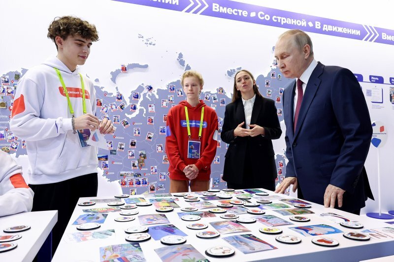 "Испытываем себя уверенно". Владимир Путин дал ответ на вопросы корреспондентов об результатах года для РФ