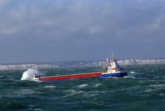 Турция сегодня, 5 апреля 2023 г: судно затонуло у берегов Турции.Число жертв землетрясения возросло .Несчастия продолжаются.Новые данные к этому часу