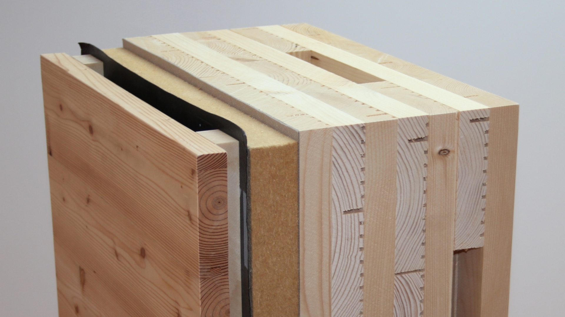 Панели CLT ( Cross Laminated Timber )