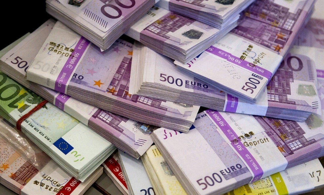 Прогноз курса евро на апрель 2023 года