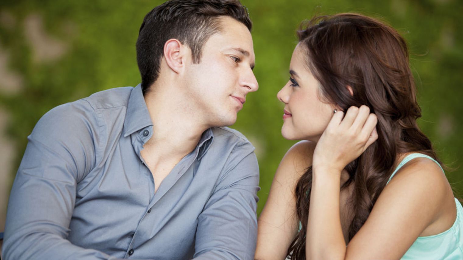 Простые советы для создания приятного впечатления на первом свидании от Шарлин Дуглас.