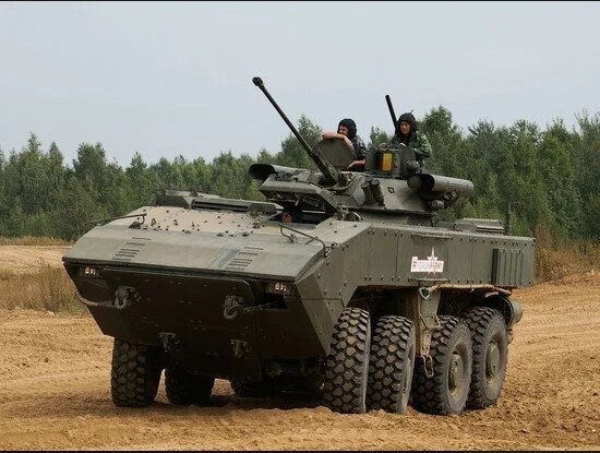 "Новый БТР К-16 с модулем 'Бумеранг': особенности и результаты испытаний"