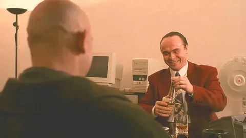 Вместо угля в подарок машина