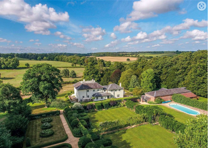 Выставлено на продажу поместье. В этом доме Джейн Остин написала «Гордость и предубеждение»