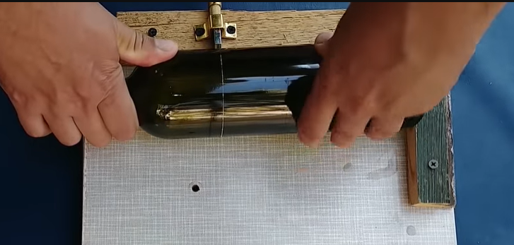 100.000 На создании рукодельных стаканов.