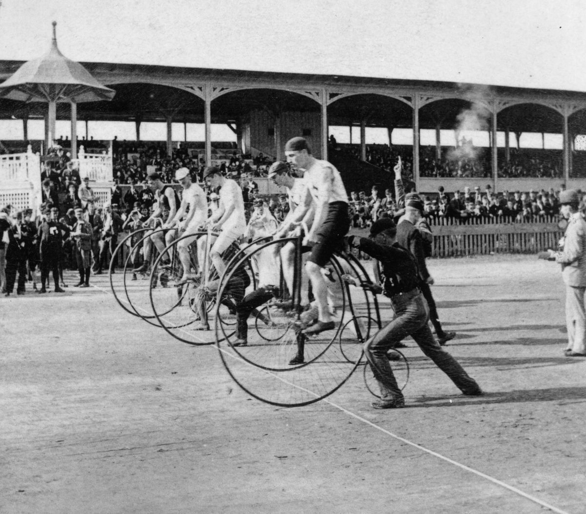 Первая велогонка 1868