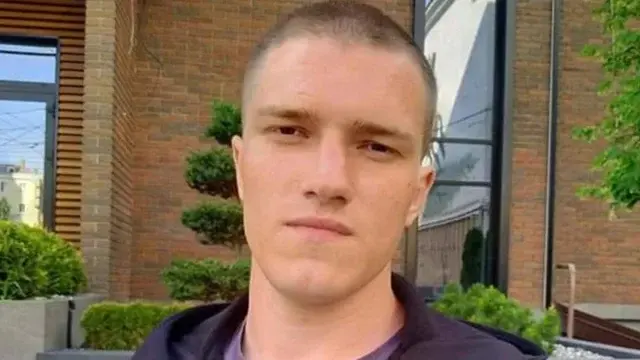 Предатель должен сидеть в тюрьме! Он и сел. В Швеции.