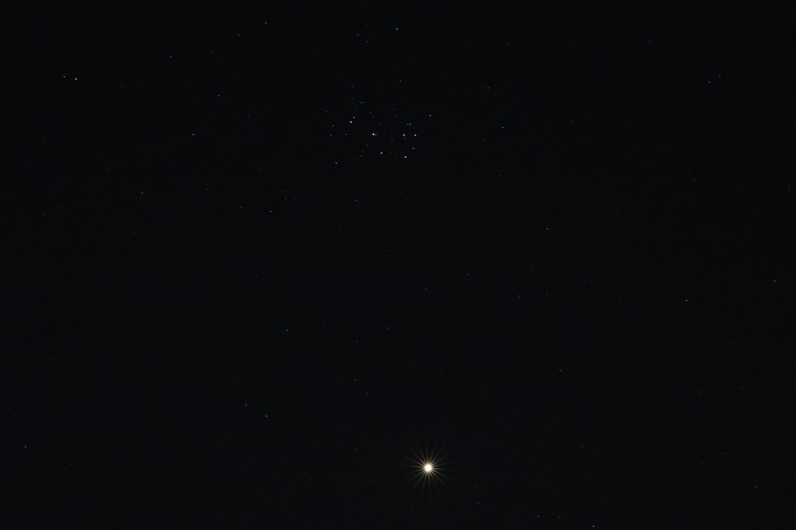 Венера и Плеяды 07.04.2023