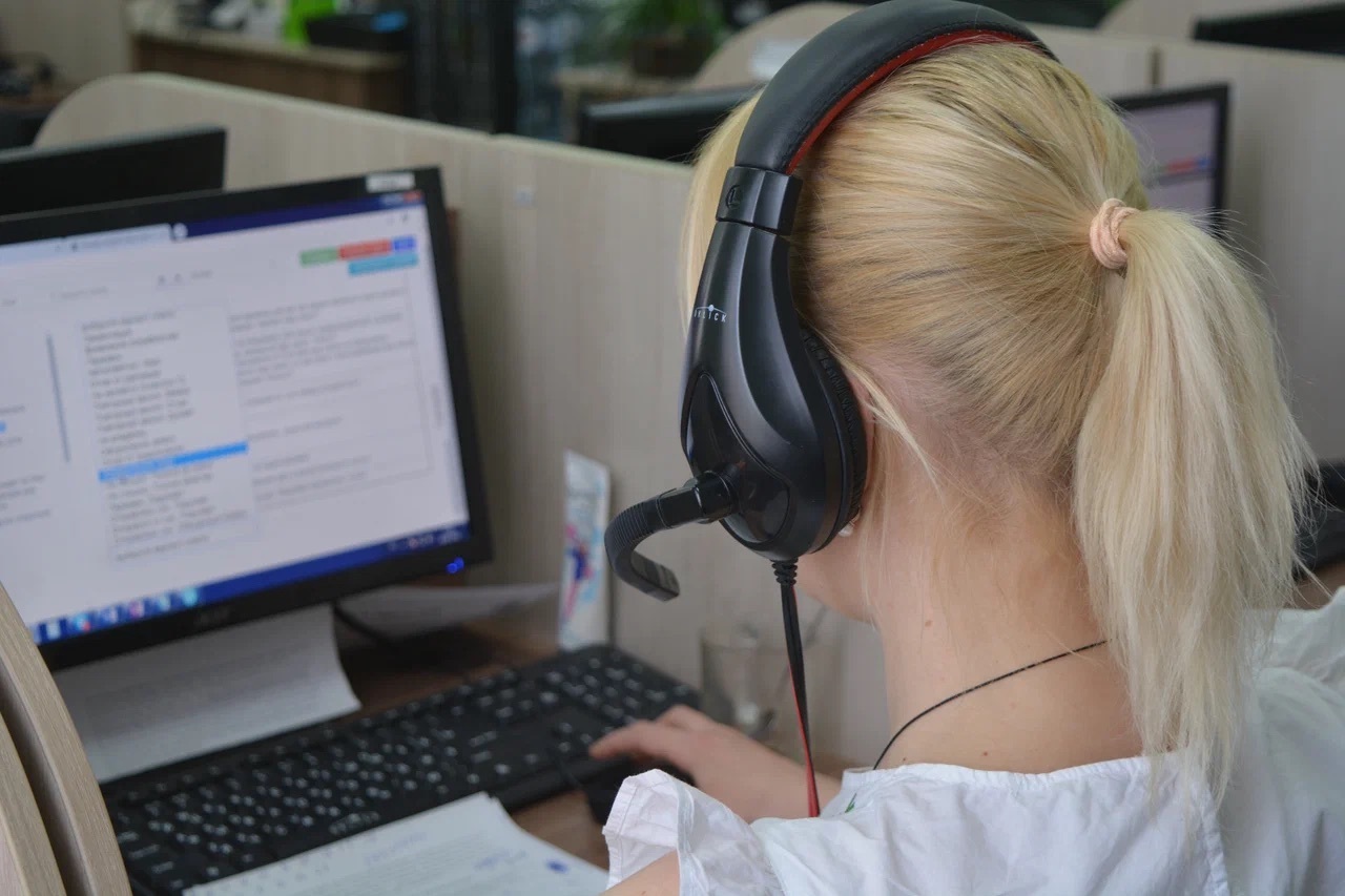 Эти три профессии презирают все россияне. Может их уже пора запретить?