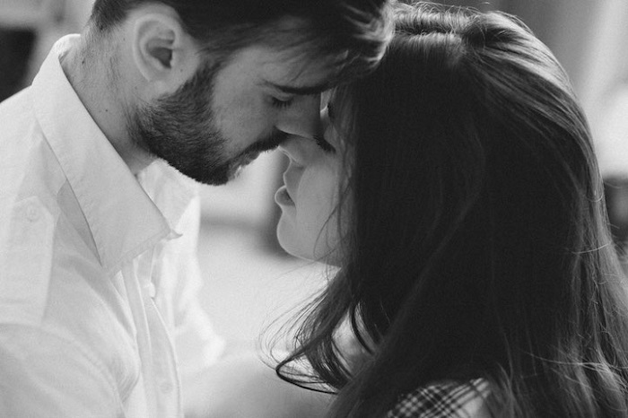 Любовь греет, а летом? В какое время года ваше влечение к партнеру выше?