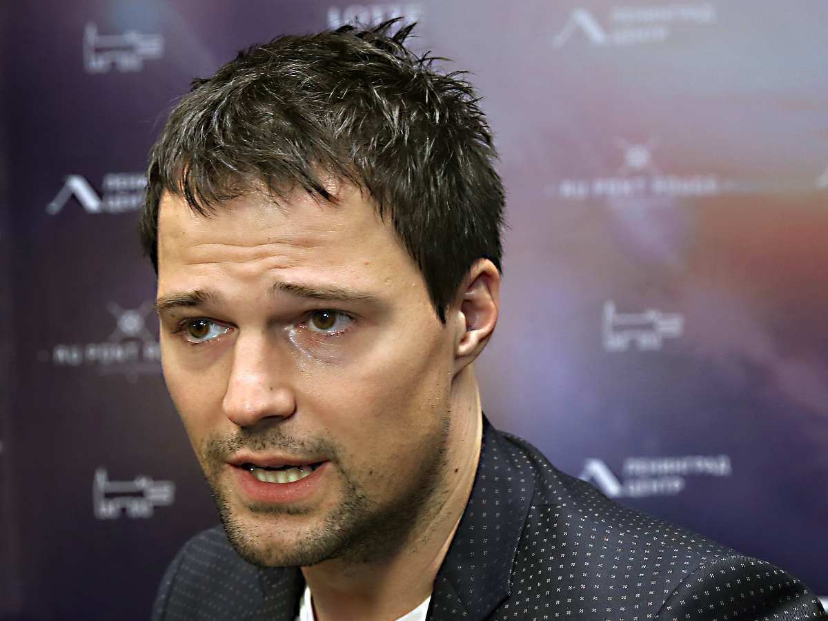 "Мы должны как можно скорее достичь мира для всех" - так говорил обвиняемый в предательстве России Козловский.