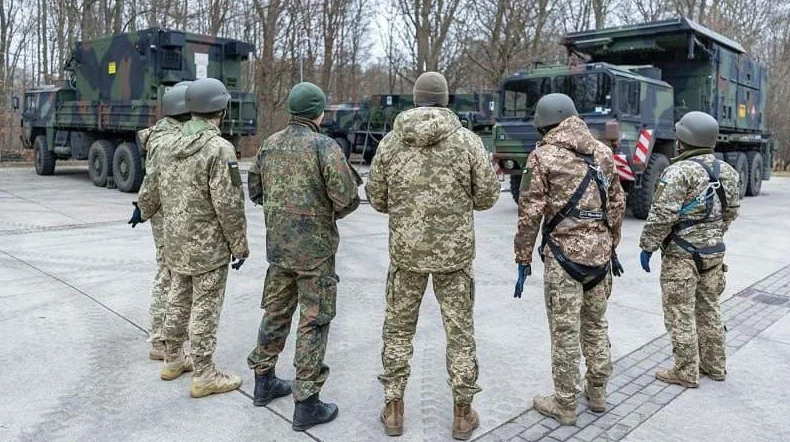 На Украину прибыли системы ПВО Patriot из Германии, с дальностью поражения до 150 километров