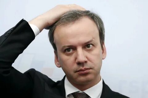 Топ-5 самых богатых политиков в России в 2023 году