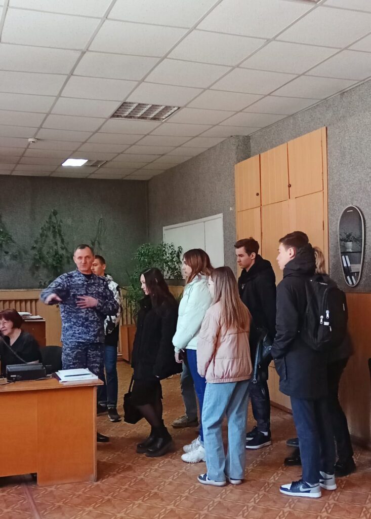 В Белорецке росгвардейцы провели профориентационное занятие
