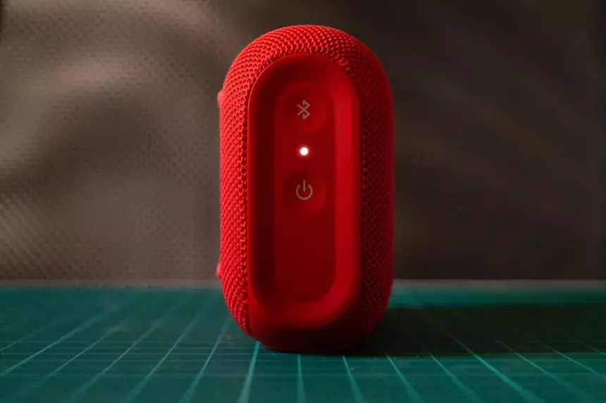 Какую колонку взять с собой на барбекю, пляж или в поход? Есть хорошие и недорогие варианты Портативные Bluetooth колонки HONOR CHOICE